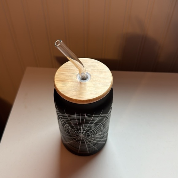 Handcrafted Spider Web Black Glass 12 oz Cup NWOT - Picture 2 of 4